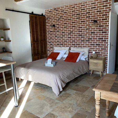 Tres Beau Studio Avec Terrasse Цонца Екстер'єр фото