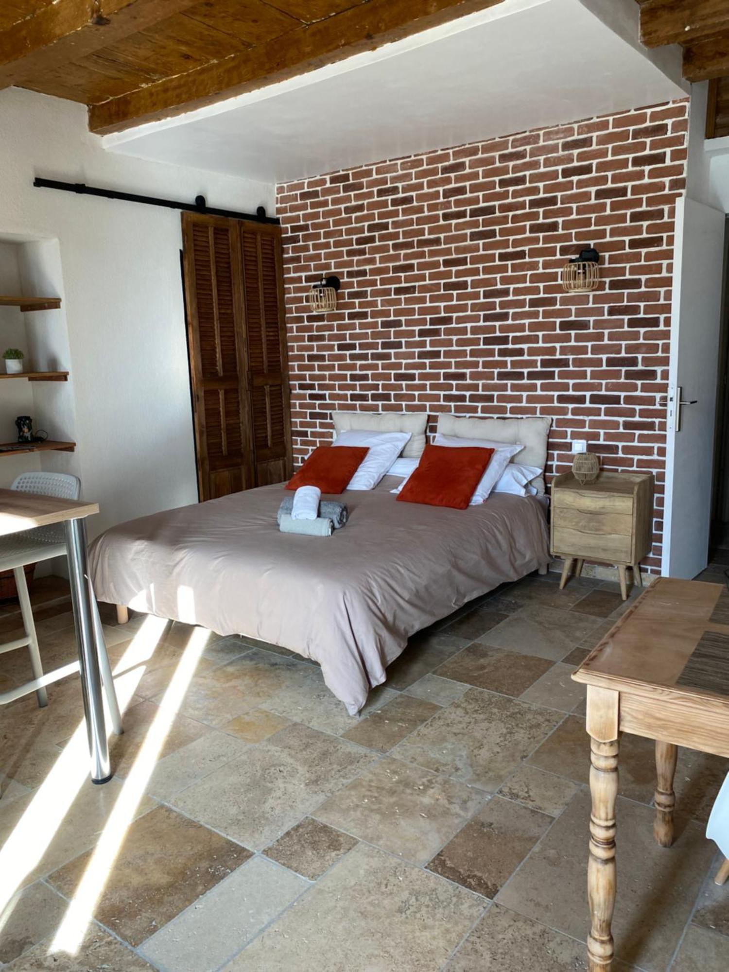 Tres Beau Studio Avec Terrasse Цонца Екстер'єр фото