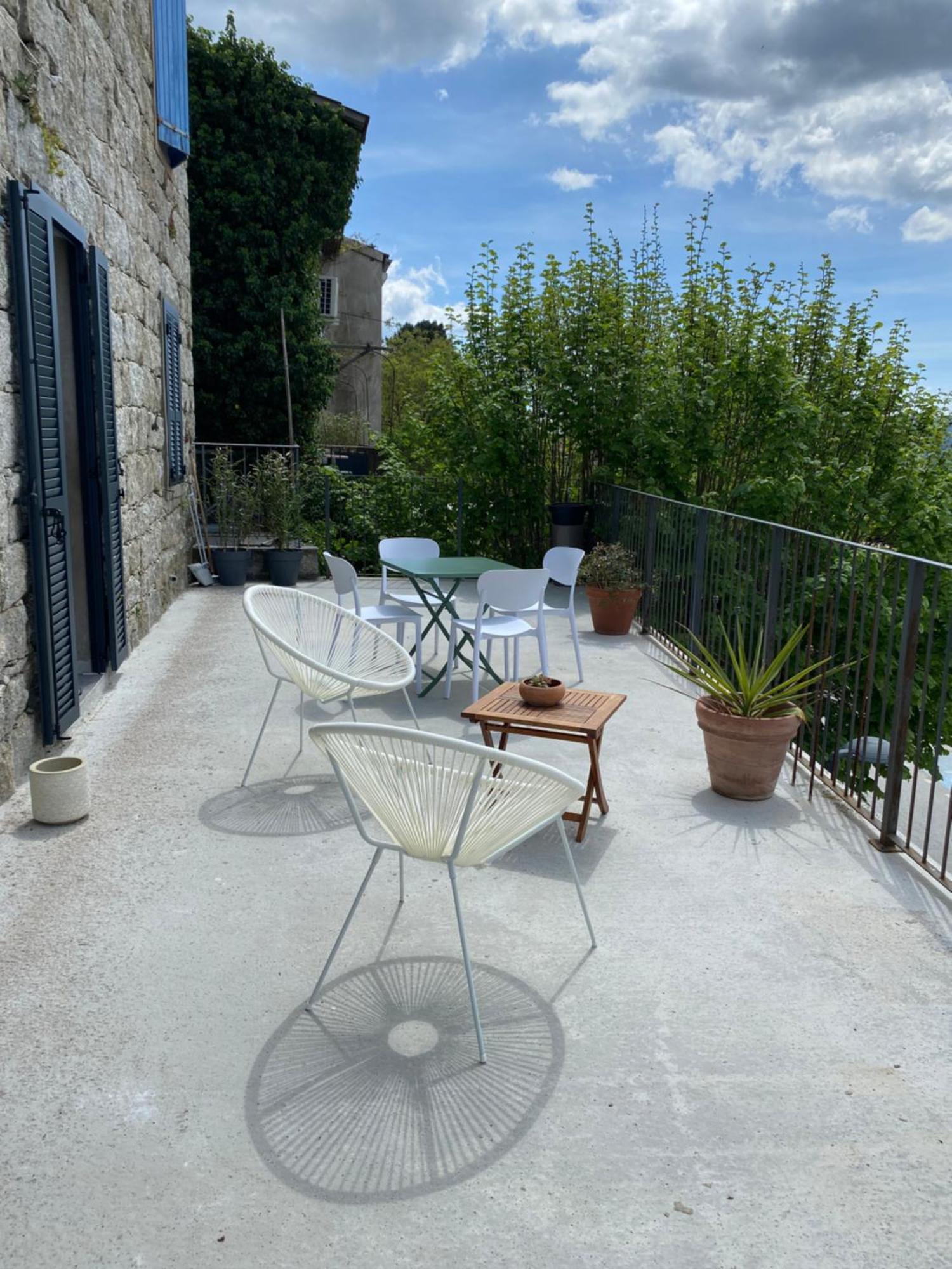 Tres Beau Studio Avec Terrasse Цонца Екстер'єр фото